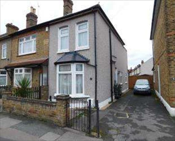 3 Bedroom Semi-Detac...